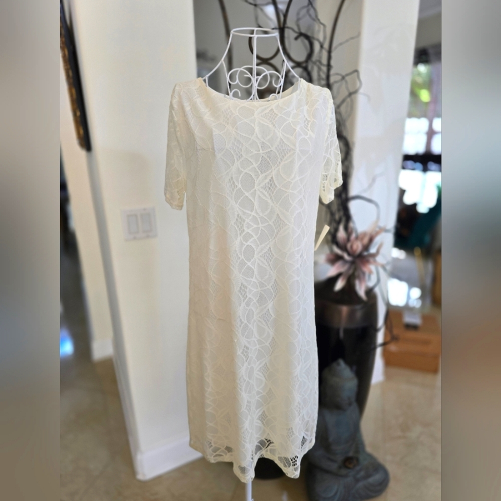 Anonyme Lillie dress in white lace, size large. NWT